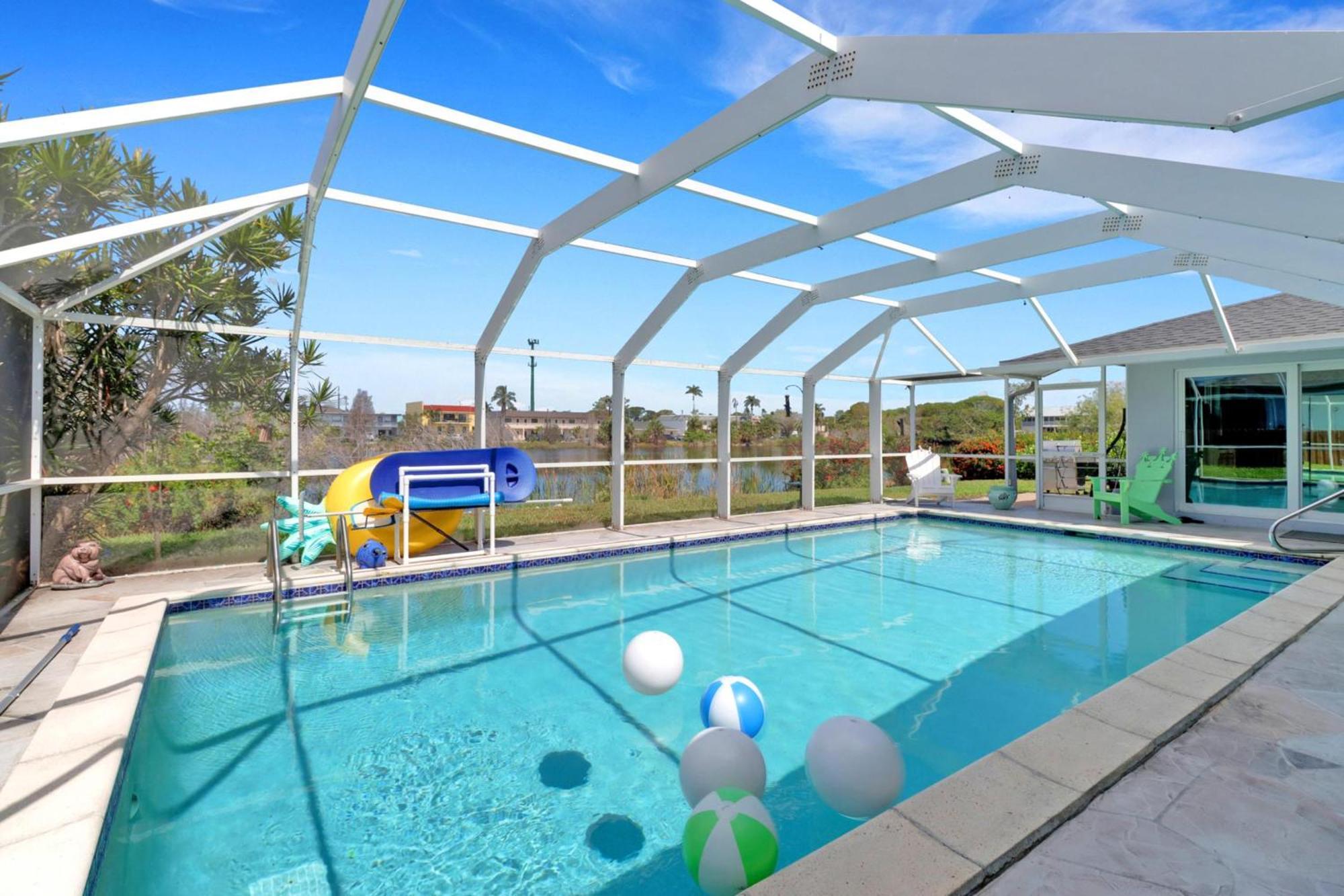 Inviting Lakeview Home L Pool L Close To Beaches Marco Island Bagian luar foto