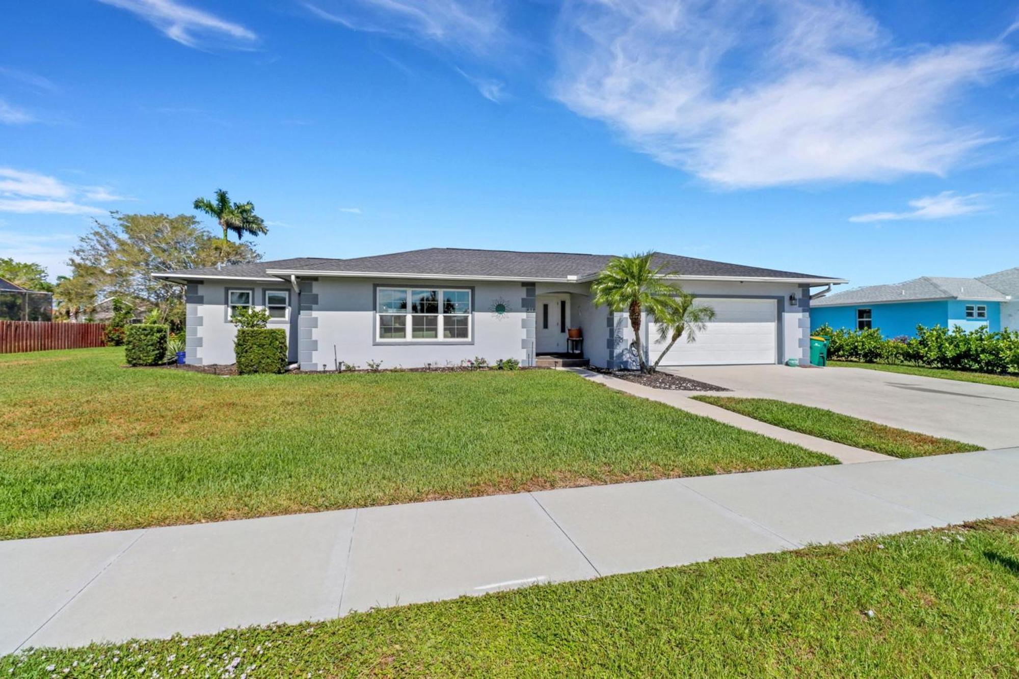 Inviting Lakeview Home L Pool L Close To Beaches Marco Island Bagian luar foto
